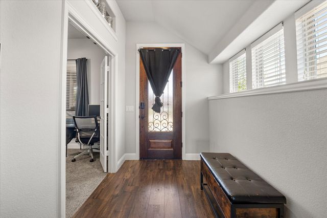 1129 Marigold Drive, Burleson, TX 76028