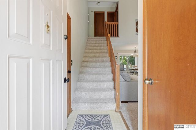 7006 Audrey Street, Omaha, NE 68138