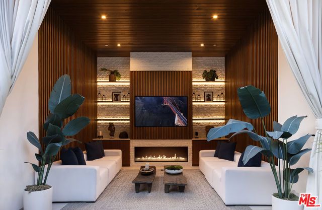 13187 Chalon Road, Los Angeles, CA 90049