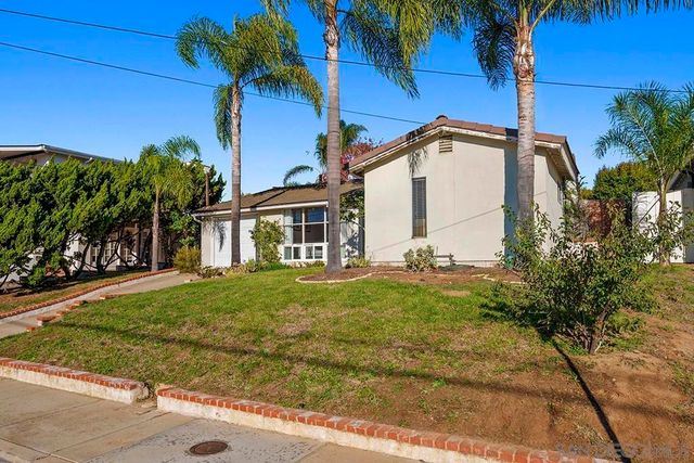 2711 Deerpark, San Diego, CA 92110