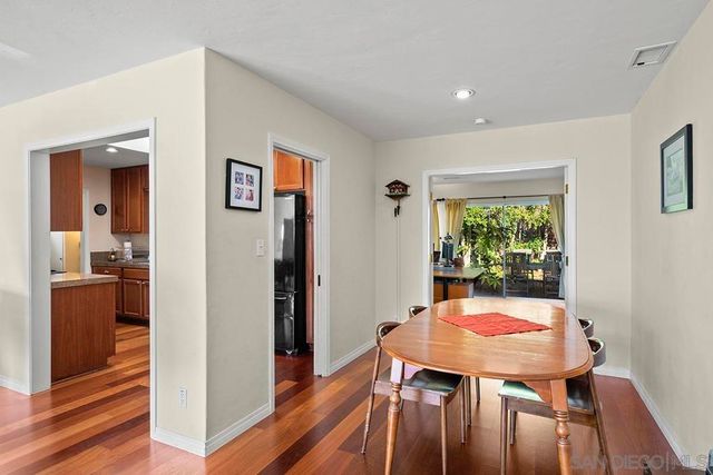 2711 Deerpark, San Diego, CA 92110