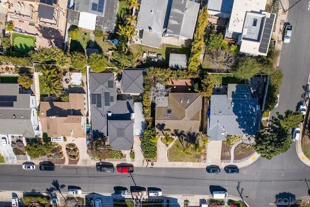 2711 Deerpark, San Diego, CA 92110