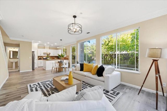34637 Arroyo Drive, Union City, CA 94587