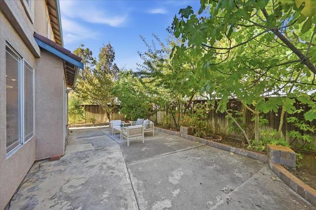 34637 Arroyo Drive, Union City, CA 94587