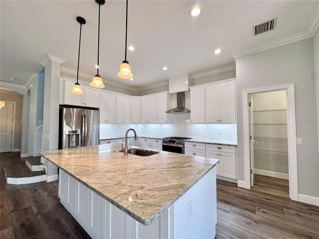 12822 DEL CORSO LOOP, Bradenton, FL 34211