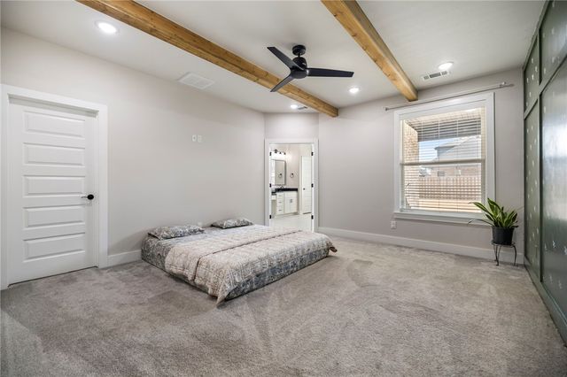 1211 Longbourn Drive, Centerton, AR 72719