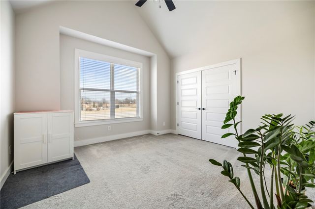 1211 Longbourn Drive, Centerton, AR 72719