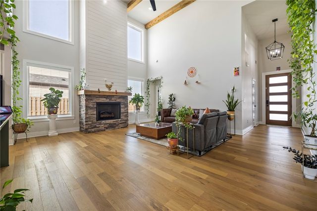 1211 Longbourn Drive, Centerton, AR 72719