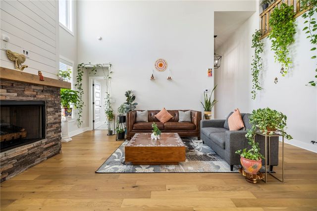 1211 Longbourn Drive, Centerton, AR 72719