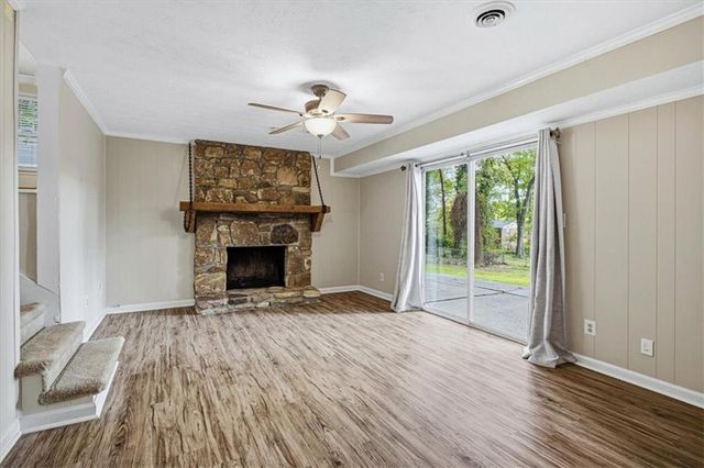 223 Shiloh Run NW, Kennesaw, GA 30144