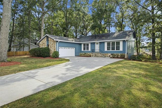 223 Shiloh Run NW, Kennesaw, GA 30144
