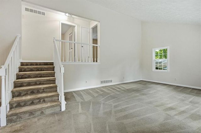 223 Shiloh Run NW, Kennesaw, GA 30144