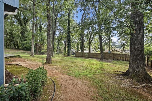 223 Shiloh Run NW, Kennesaw, GA 30144