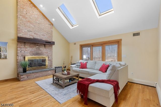 14 Grove Street, Rocky Hill Boro, NJ 08553