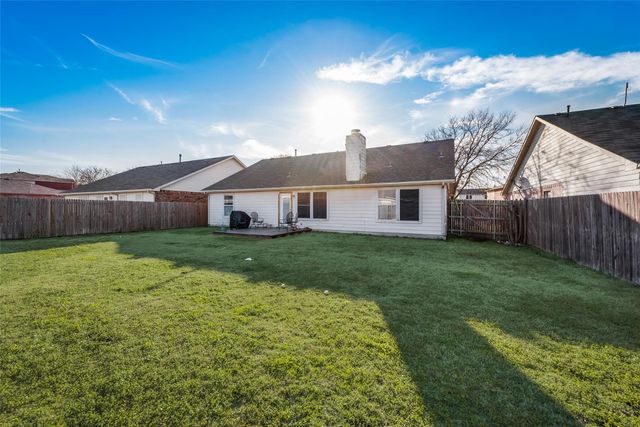 1202 Halifax Lane, Forney, TX 75126