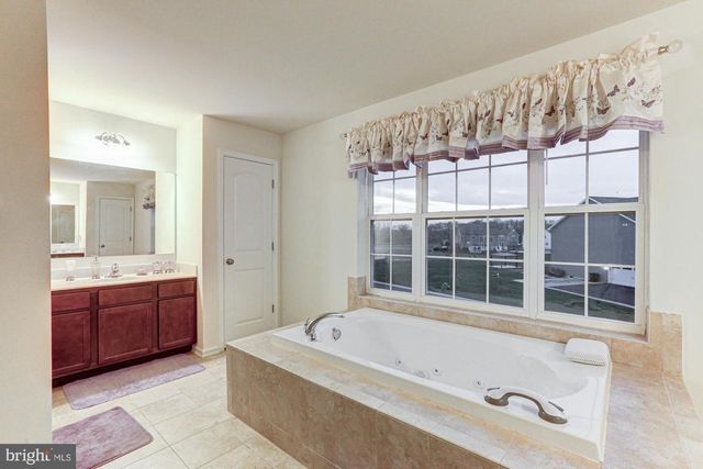 114 HARDROCK DR, Smyrna, DE 19977