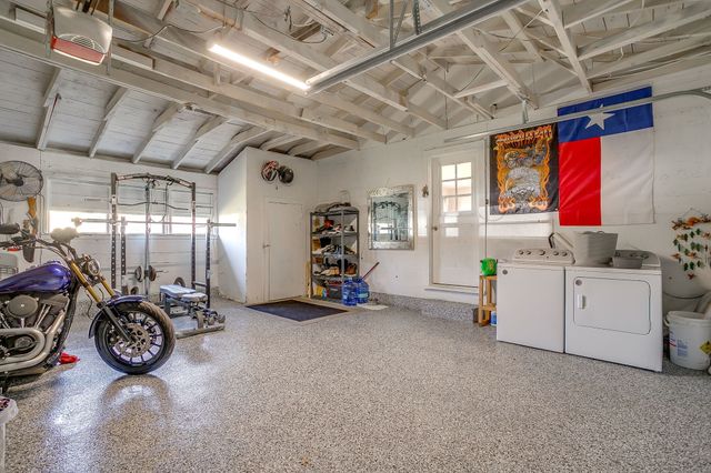 809 Euclid Street, Cleburne, TX 76033