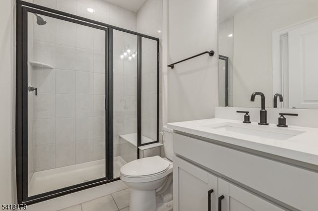 14 Marigold Ct, Warren Twp., NJ 07059