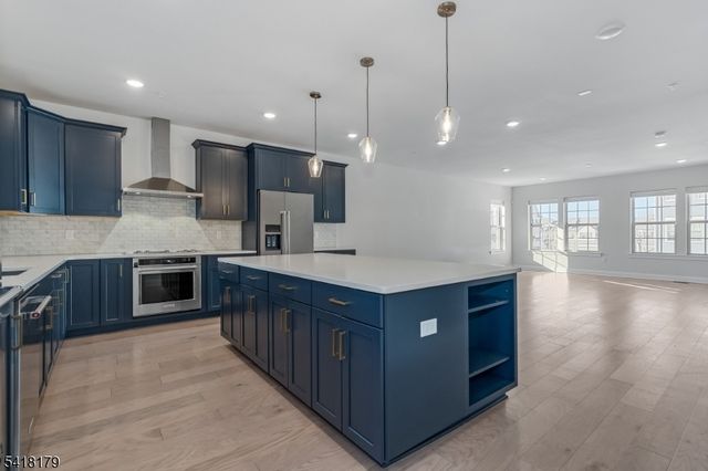 14 Marigold Ct, Warren Twp., NJ 07059