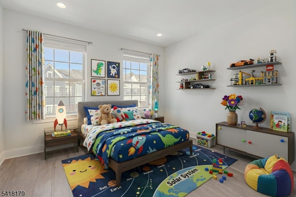 Image 11 of property listing at 14 Marigold Ct, Warren Twp., NJ 07059