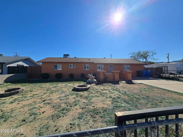 8425 S 6TH Avenue, Phoenix, AZ 85041