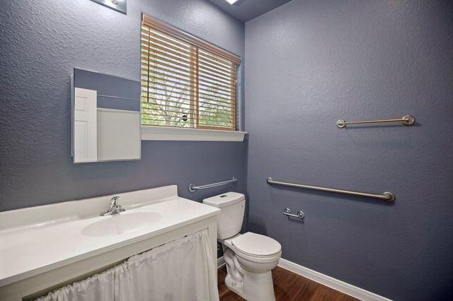 5215 Kingsbury Street, Houston, TX 77021