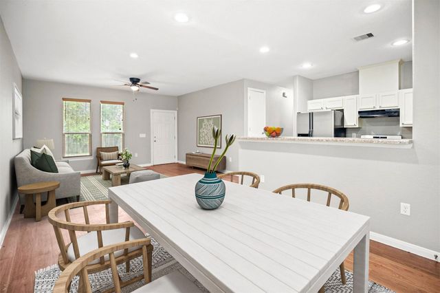 5215 Kingsbury Street, Houston, TX 77021