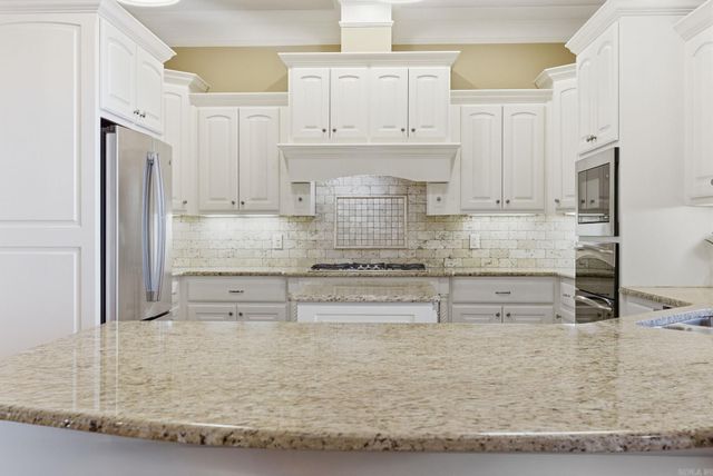 6 Hoggards Ridge, Little Rock, AR 72211