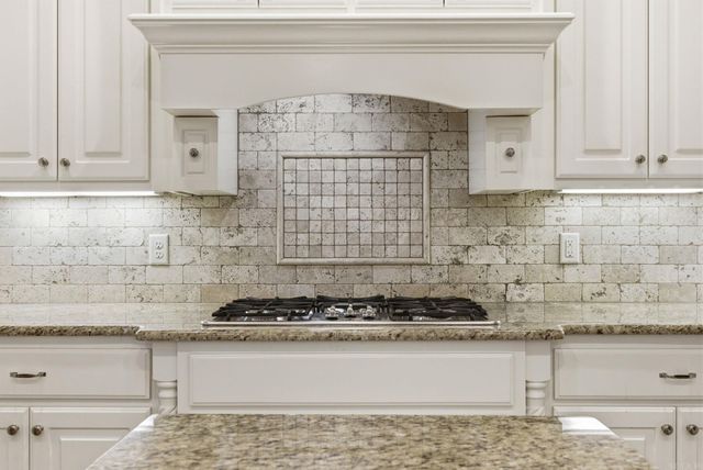 6 Hoggards Ridge, Little Rock, AR 72211