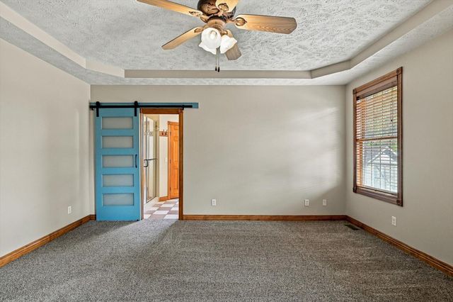 1002 E Rachael Drive, Republic, MO 65738