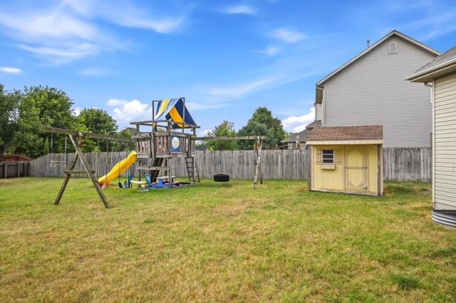 1002 E Rachael Drive, Republic, MO 65738