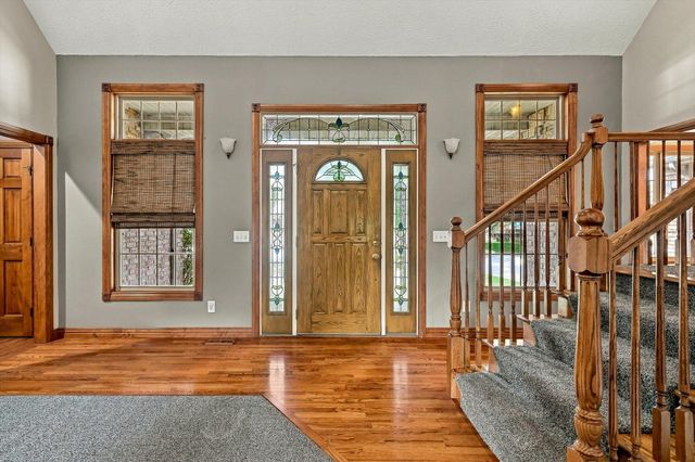 1002 E Rachael Drive, Republic, MO 65738