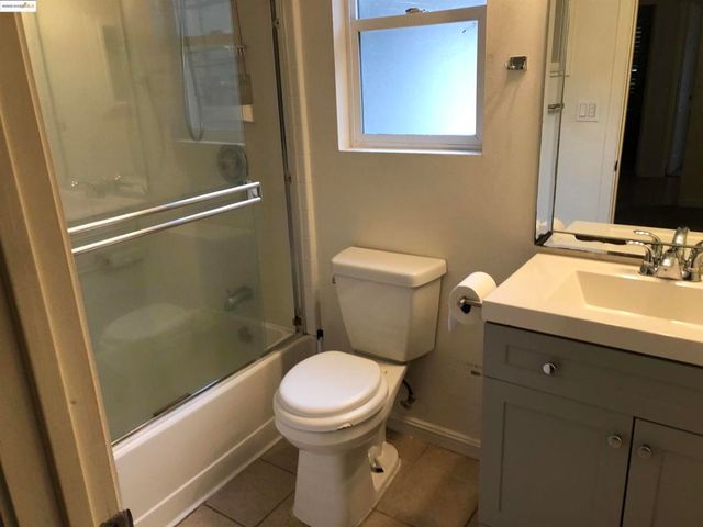 2174 Sugartree Dr, Pittsburg, CA 94565