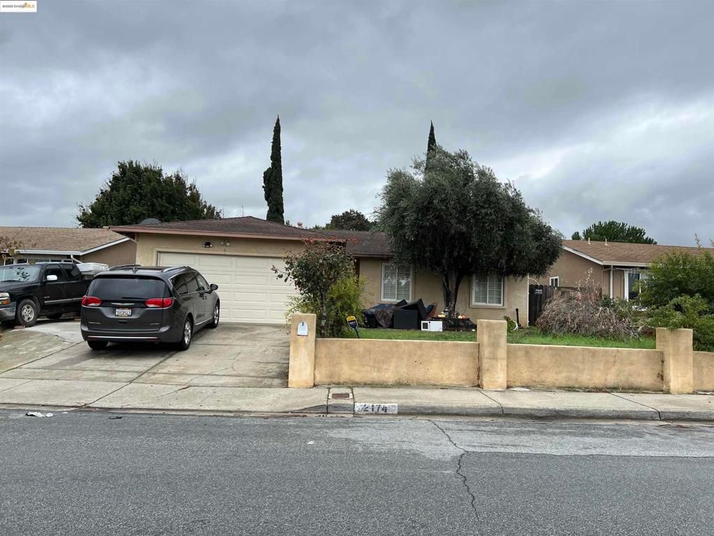 2174 Sugartree Dr, Pittsburg, CA 94565