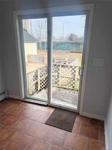 71 Community Road, Bay Shore, NY 11706