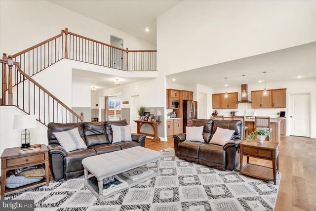 422 SPRINGHOUSE LN, York, PA 17406