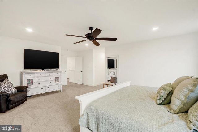 422 SPRINGHOUSE LN, York, PA 17406