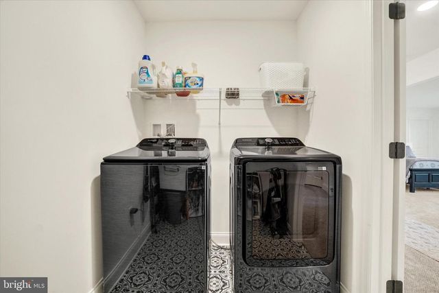 422 SPRINGHOUSE LN, York, PA 17406