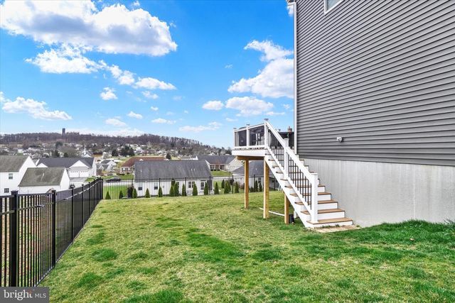 422 SPRINGHOUSE LN, York, PA 17406