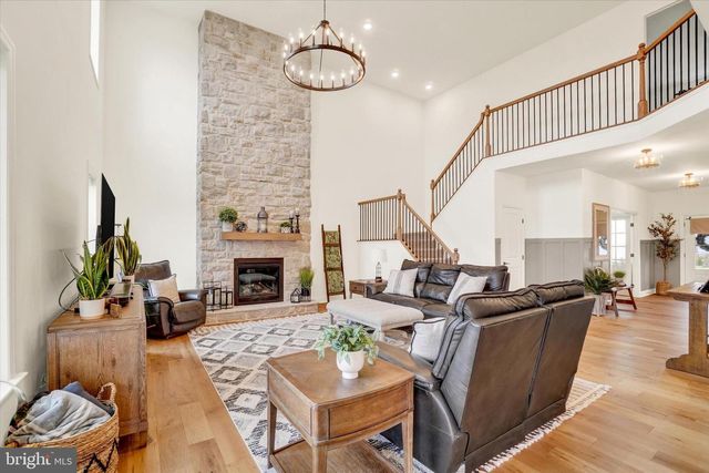 422 SPRINGHOUSE LN, York, PA 17406