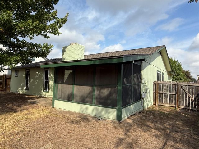 411 Buckboard BLVD, Round Rock, TX 78681