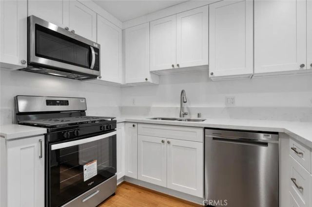 2620 W Aurora 2, Santa Ana, CA 92704