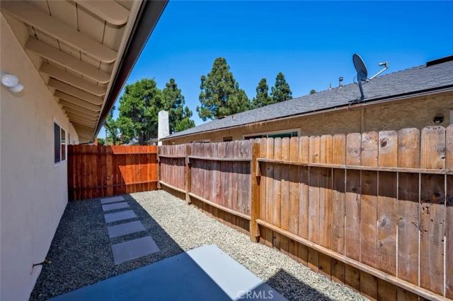 2620 W Aurora 2, Santa Ana, CA 92704