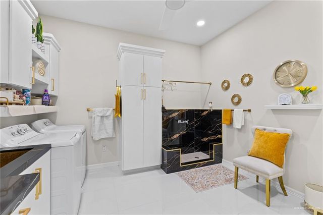 424 Palm Shores Boulevard, La Joya, TX 78560