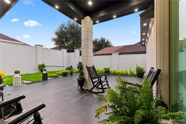 424 Palm Shores Boulevard, La Joya, TX 78560