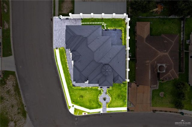 424 Palm Shores Boulevard, La Joya, TX 78560