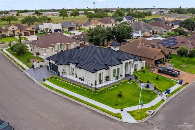 424 Palm Shores Boulevard, La Joya, TX 78560