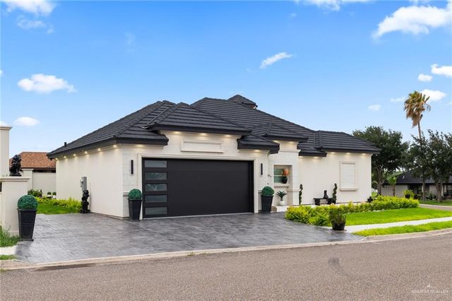 424 Palm Shores Boulevard, La Joya, TX 78560