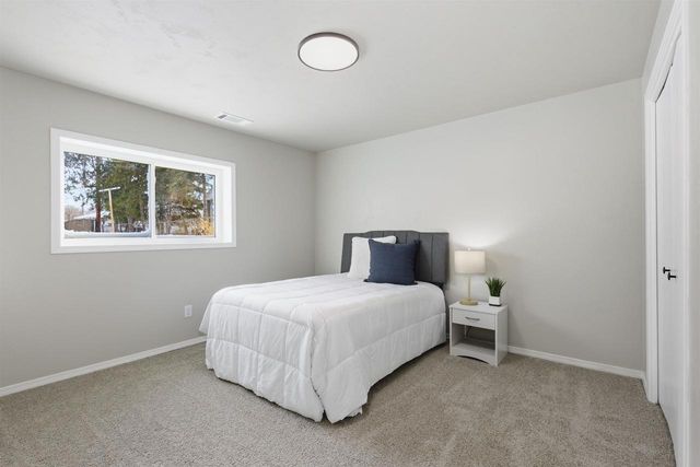 2518 S MADISON STREET, Appleton, WI 54915