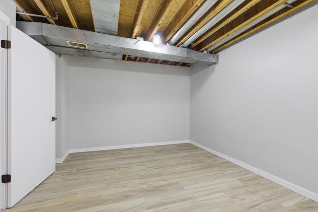 2518 S MADISON STREET, Appleton, WI 54915